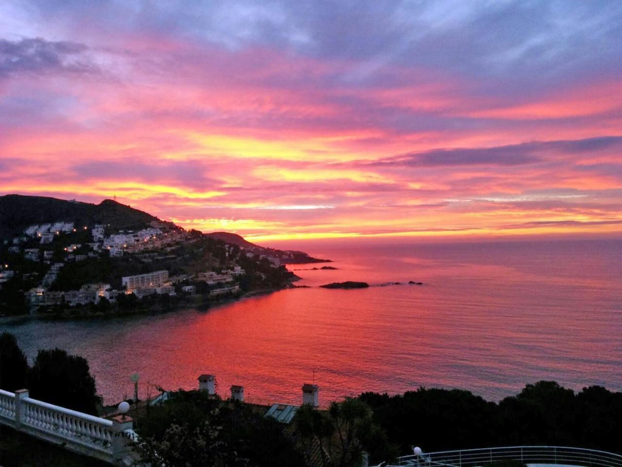 Amazing Seaview Apartment With Terrace & Parking - Casa Artevida Roses Esterno foto